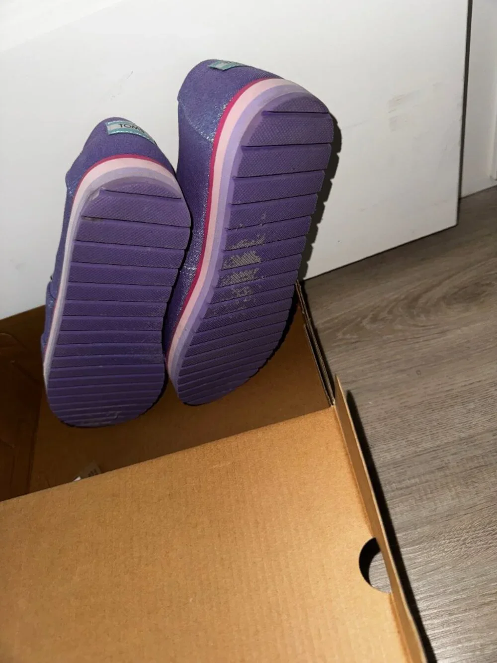TOMS Platform Slip On Shoes Purple Glimmer Youth 5.5 Worn Once with Original Box